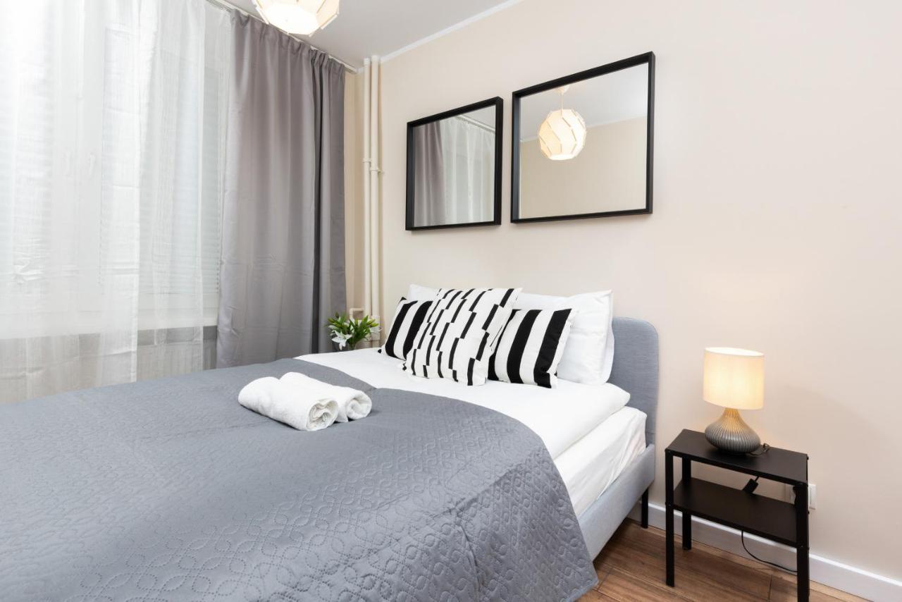 Apartments Warsaw Krolewska By Noclegi Renters Eksteriør billede